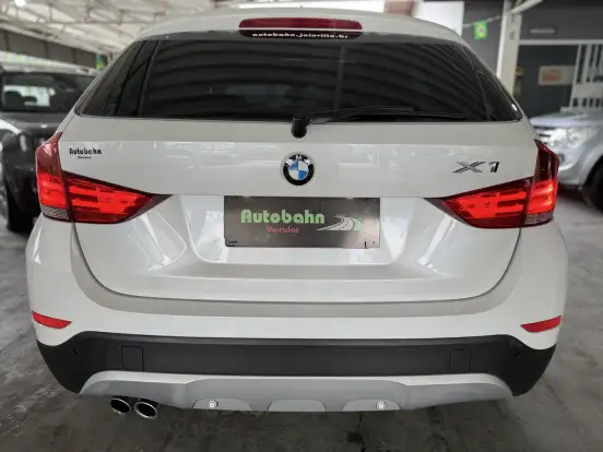 BMW-X1-2.0 16V TURBO GASOLINA SDRIVE20I 4P AUTOMÁTICO BMW-X1-2014
