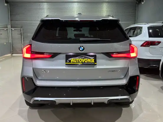 BMW-X1-2024