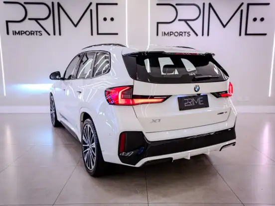 BMW-X1-2.0 16V TURBO GASOLINA SDRIVE20I M SPORT STEPTRONIC BMW-X1-2023