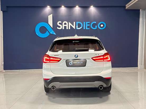 BMW-X1-2.0 16V TURBO ACTIVEFLEX SDRIVE20I 4P AUTOMÁTICO BMW-X1-2017