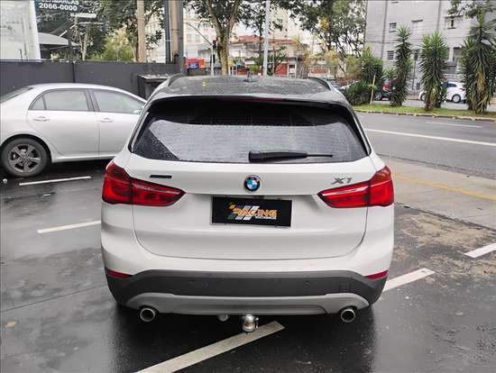 BMW-X1-2.0 16V TURBO ACTIVEFLEX SDRIVE20I 4P AUTOMÁTICO BMW-X1-2017