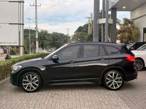 BMW-X1-2.0 16V TURBO ACTIVEFLEX SDRIVE20I GP 4P AUTOMÁTICO BMW-X1-2022