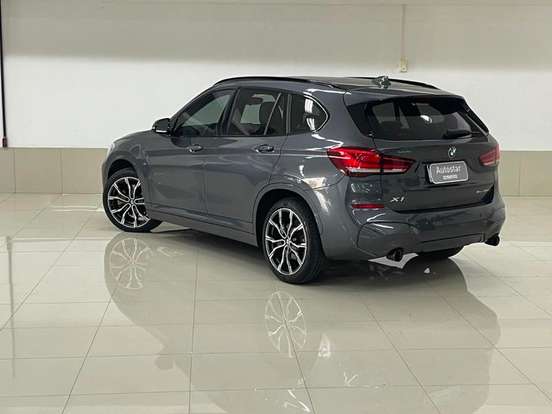 BMW-X1-2022
