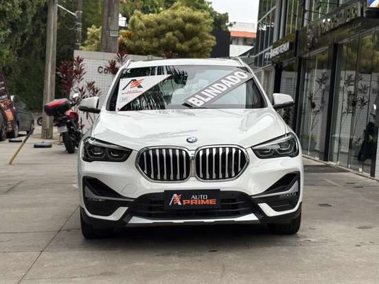 BMW-X1-2021