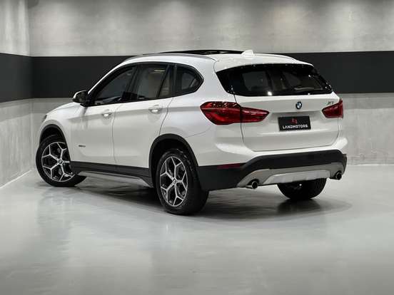 BMW-X1-2.0 16V TURBO ACTIVEFLEX SDRIVE20I X-LINE 4P AUTOMÁTICO BMW-X1-2016