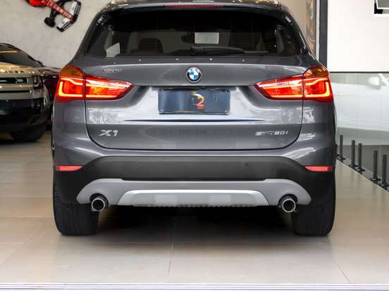 BMW-X1-2.0 16V TURBO ACTIVEFLEX SDRIVE20I X-LINE 4P AUTOMÁTICO BMW-X1-2019