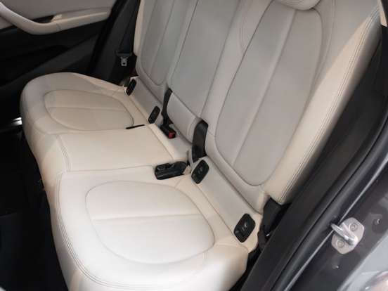 BMW-X1-2.0 16V TURBO ACTIVEFLEX SDRIVE20I X-LINE 4P AUTOMÁTICO BMW-X1-2019