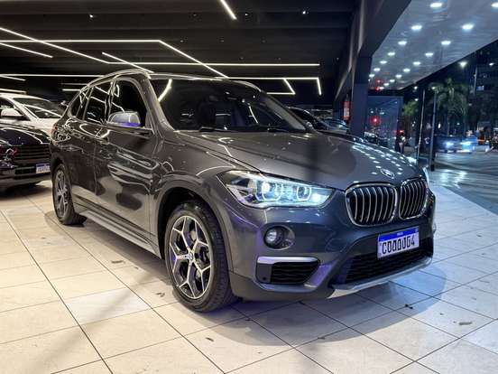 BMW-X1-2.0 16V TURBO ACTIVEFLEX SDRIVE20I X-LINE 4P AUTOMÁTICO BMW-X1-2019
