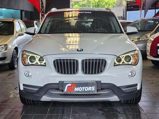BMW-X1-2.0 16V TURBO GASOLINA SDRIVE20I 4P AUTOMÁTICO BMW-X1-2013