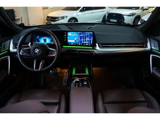 BMW-X1-2024