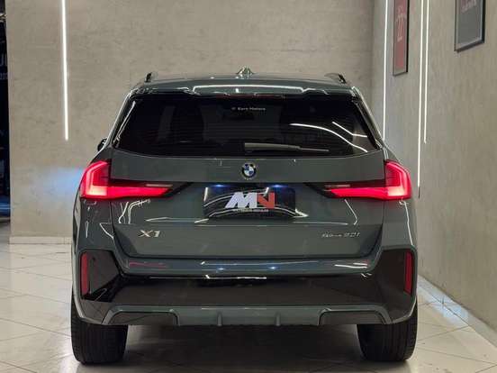 BMW-X1-2023