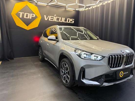 BMW-X1-2023