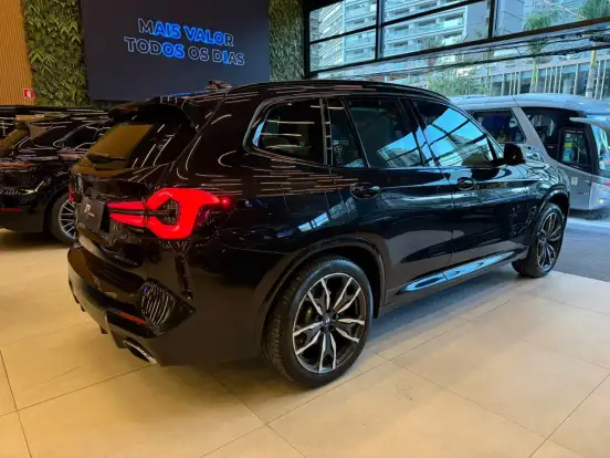 BMW-X3-2021
