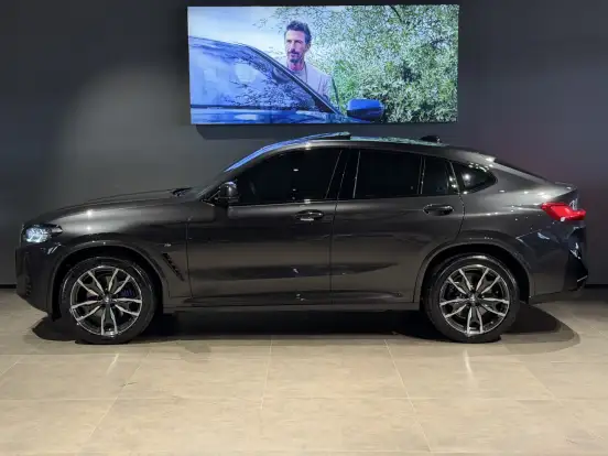 BMW-X4-2025