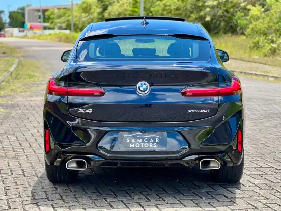 BMW-X4-2023
