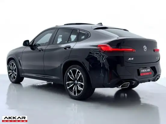 BMW-X4-2022