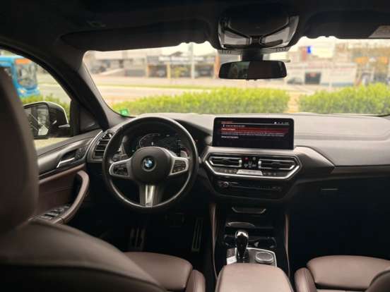 BMW-X4-2023