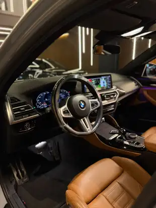 BMW-X4-2022
