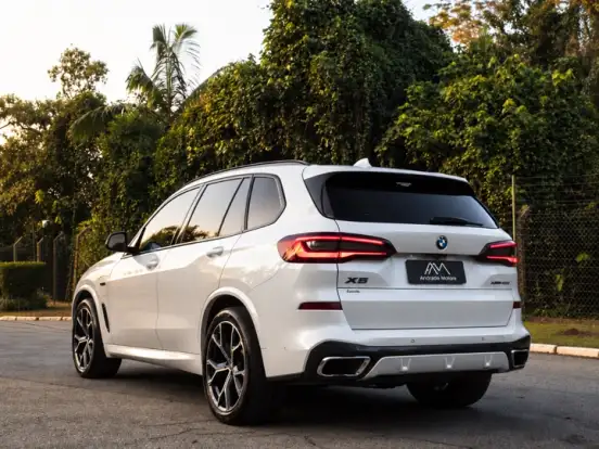 BMW-X5-3.0 I6 TURBO HÍBRIDO XDRIVE45E M SPORT AUTOMÁTICO BMW-X5-2022