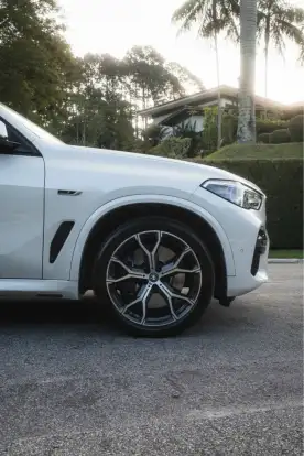 BMW-X5-2022