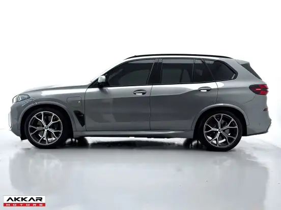 BMW-X5-2023