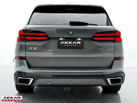 BMW-X5-2023