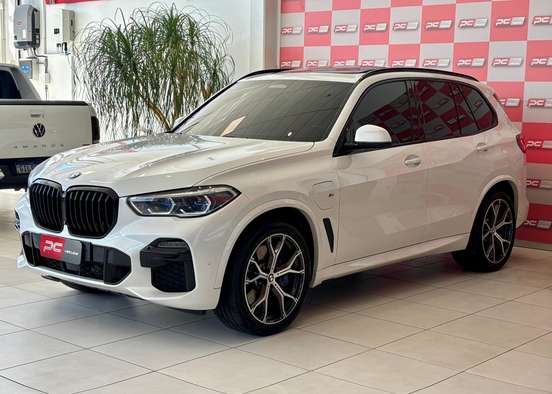 BMW-X5-2021