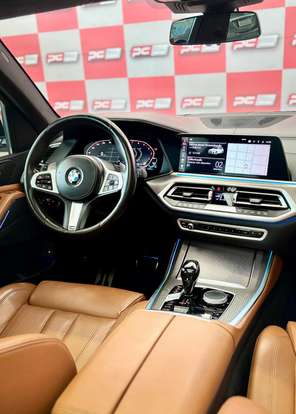 BMW-X5-2021