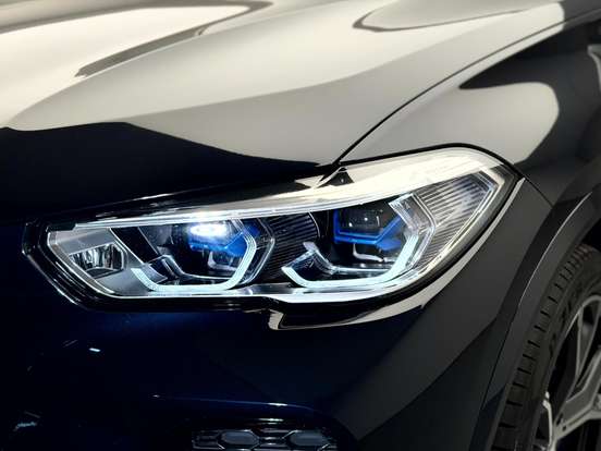 BMW-X5-3.0 I6 TURBO HÍBRIDO XDRIVE45E M SPORT AUTOMÁTICO BMW-X5-2022