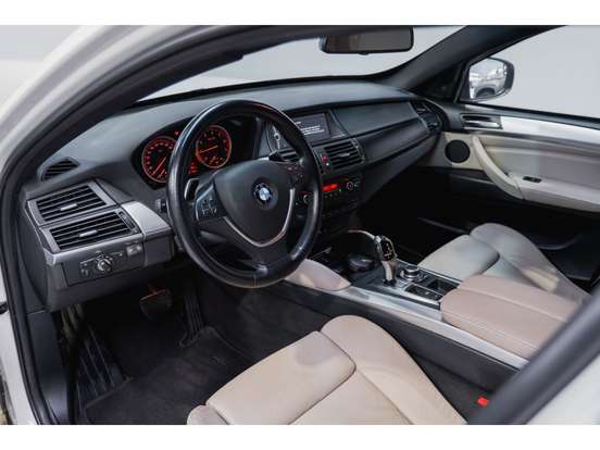 BMW-X6-2012