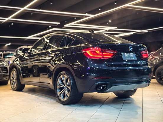 BMW-X6-3.0 35I 4X4 COUPÉ 6 CILINDROS 24V GASOLINA 4P AUTOMÁTICO BMW-X6-2015