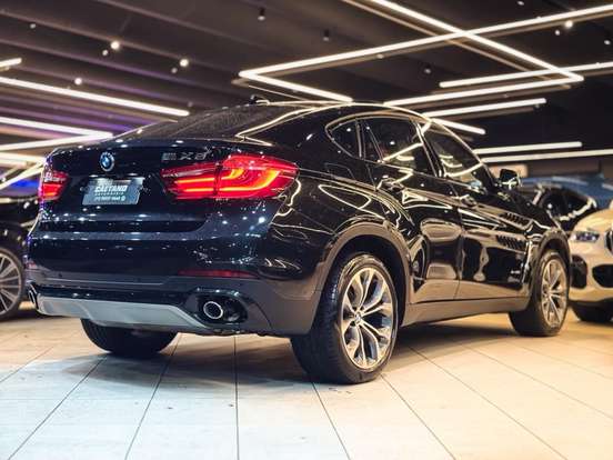 BMW-X6-3.0 35I 4X4 COUPÉ 6 CILINDROS 24V GASOLINA 4P AUTOMÁTICO BMW-X6-2015