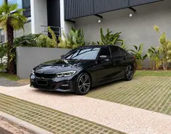BMW 320i 2.0 16V TURBO GASOLINA M SPORT AUTOMÁTICO BMW 320i 2.0 16V TURBO GASOLINA M SPORT AUTOMÁTICO