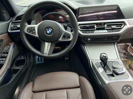 BMW-320i-2.0 16V TURBO GASOLINA M SPORT AUTOMÁTICO BMW-320i-2020