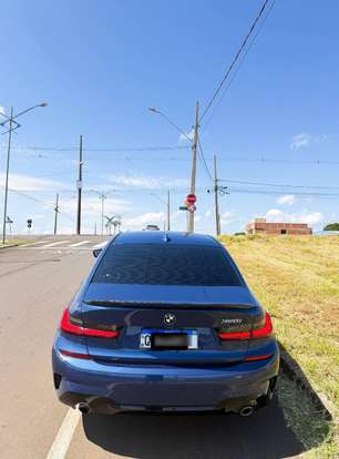 BMW-320i-2020