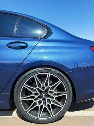 BMW-320i-2020