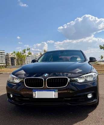 BMW-320i-2018