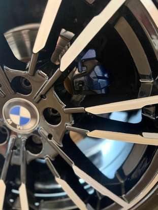 BMW-320i-2018