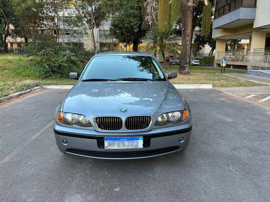 BMW-320i-2003
