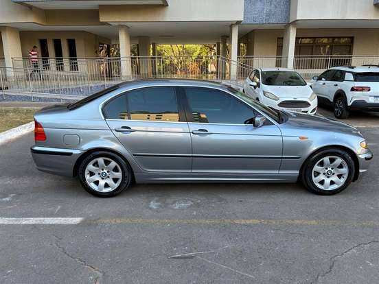 BMW-320i-2.2 24V GASOLINA 4P AUTOMÁTICO BMW-320i-2003