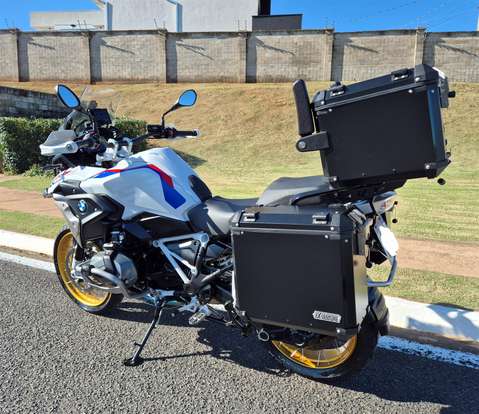 BMW-R 1250 GS ADVENTURE PREMIUM RALLYE BMW-R 1250 GS ADVENTURE PREMIUM RALLYE-2024