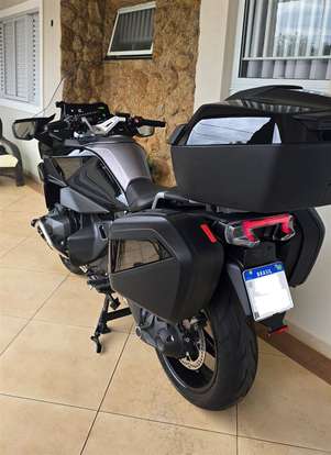 BMW-R 1300 RT TRIPLE BLACK BMW-R 1300 RT TRIPLE BLACK-2026