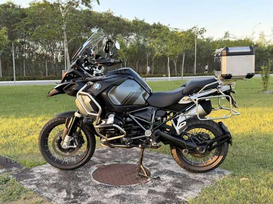 BMW-R 1250 GS ADVENTURE TRIPLE BLACK BMW-R 1250 GS ADVENTURE TRIPLE BLACK-2023