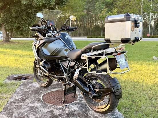 BMW-R 1250 GS ADVENTURE TRIPLE BLACK BMW-R 1250 GS ADVENTURE TRIPLE BLACK-2023