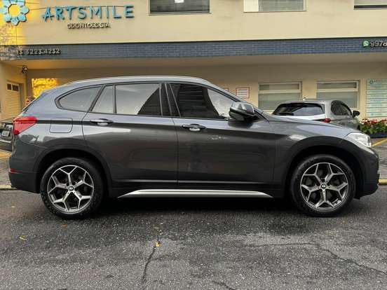 BMW-X1-2.0 16V TURBO ACTIVEFLEX SDRIVE20I 4P AUTOMÁTICO BMW-X1-2018
