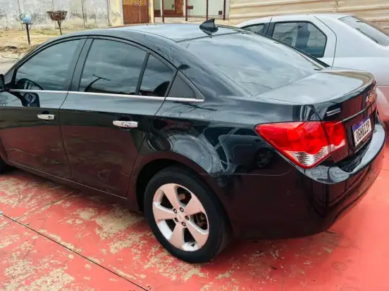 CHEVROLET-CRUZE-1.8 LT 16V FLEX 4P AUTOMÁTICO CHEVROLET-CRUZE-2011