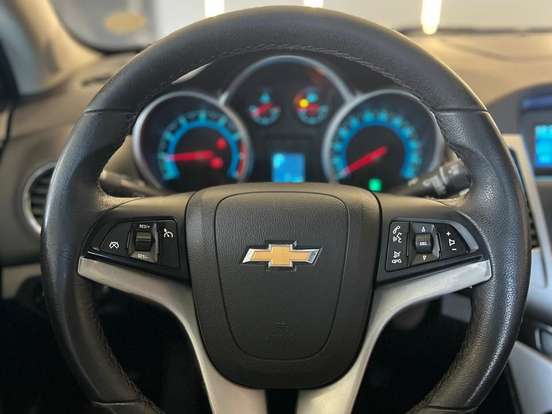 CHEVROLET-CRUZE-1.8 LT 16V FLEX 4P AUTOMÁTICO CHEVROLET-CRUZE-2015