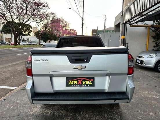 CHEVROLET-MONTANA-2014