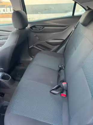 CHEVROLET-ONIX-2018