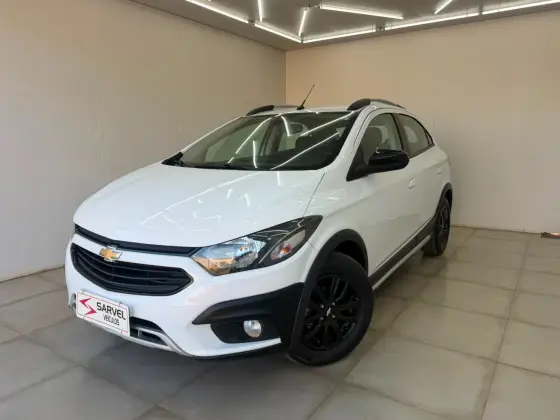 CHEVROLET ONIX 1.4 MPFI ACTIV 8V FLEX 4P AUTOMÁTICO